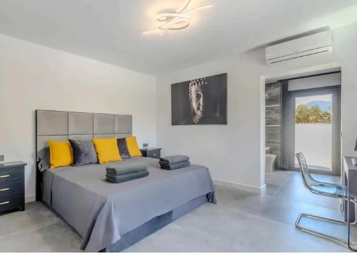 Brand New Modern Marbella