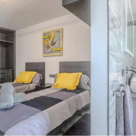 Brand New Modern Villa *